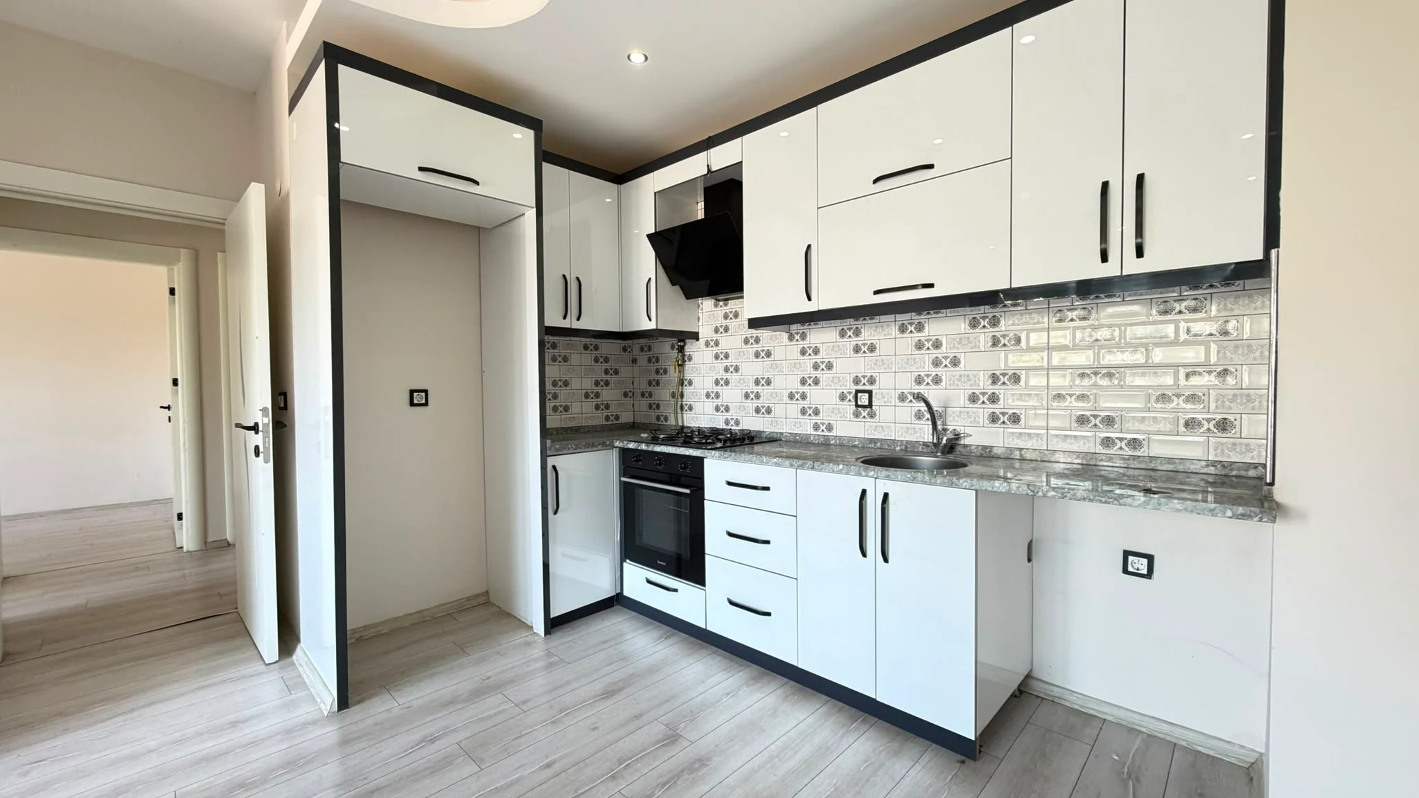 TEOK'TAN ULUCAK İSTİKLAL MAHALLESİ'NDE SATILIK 2+1 FERAH DAİRE galeri 5
