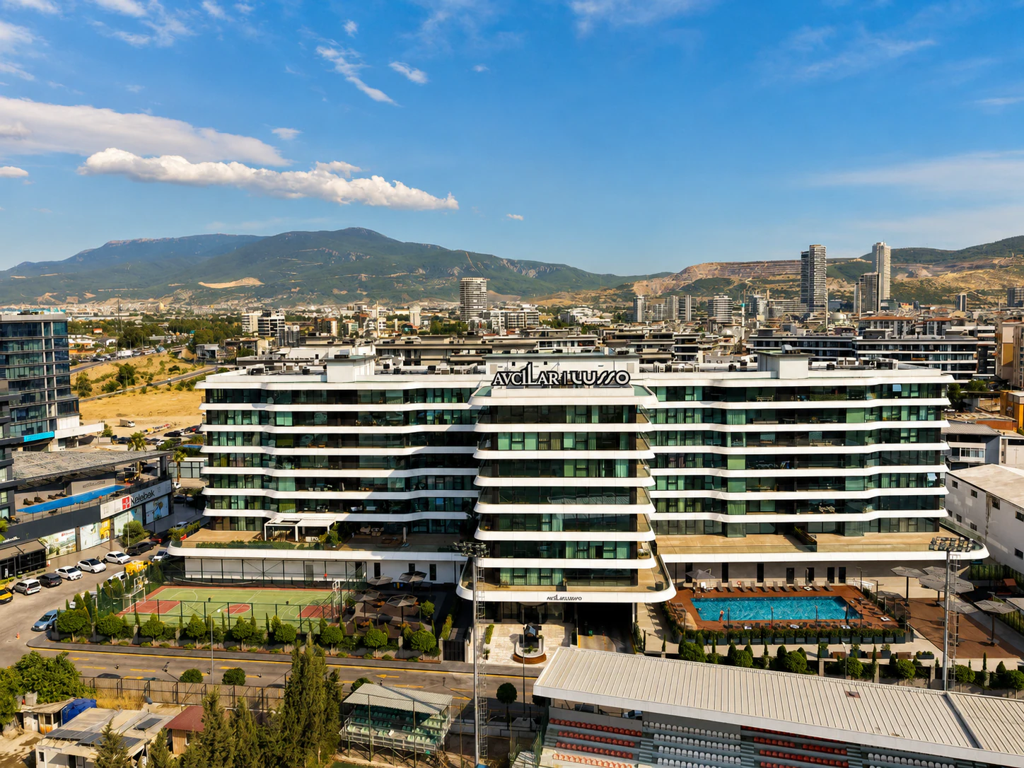 Enes Lahna'dan AVCILAR LUSSO'DA SIFIR 4+1 LÜKS DAİRE