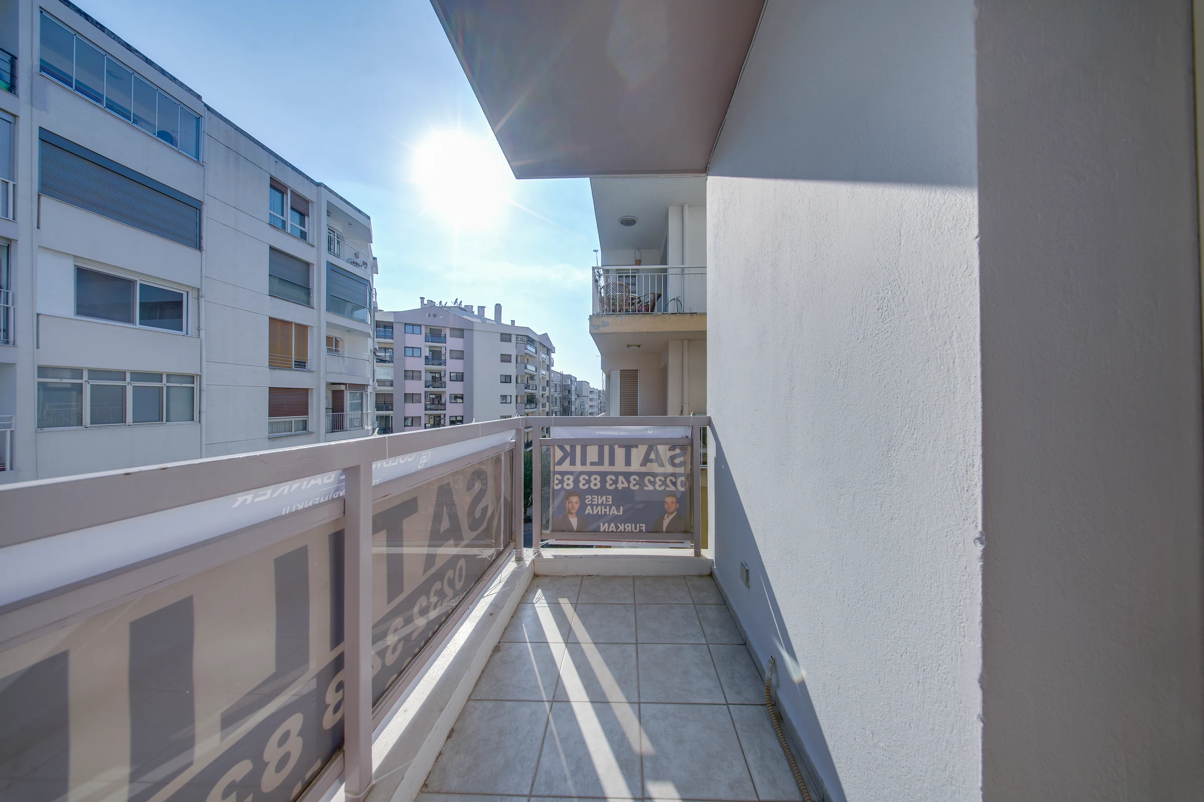 Enes Lahna'dan GÜL SOKAKTA OTOPARKLI 3+1 142 M² NET ARA KAT DAİRE galeri 5