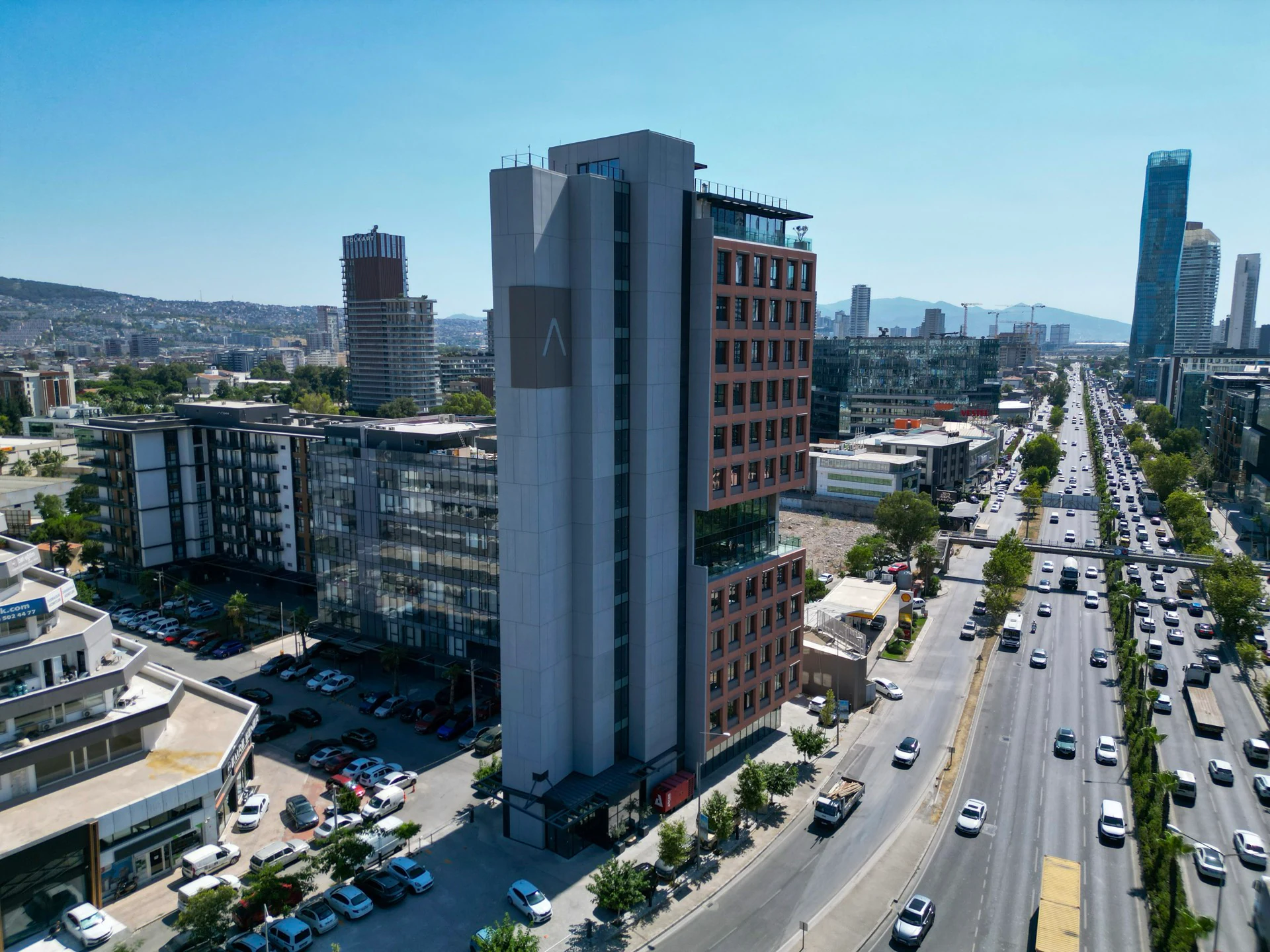 Ankara Caddesi Artur Plazada Tam Kat (7.Kat) 215m2 Ofis